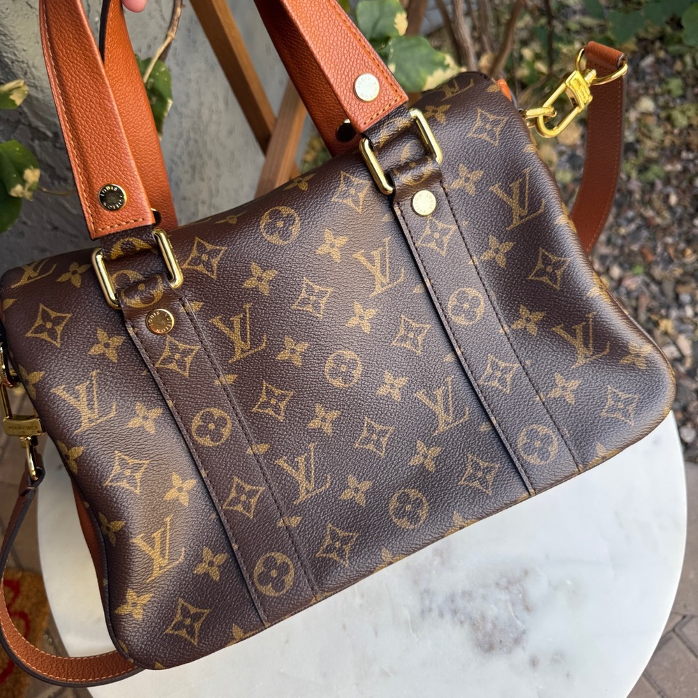 Louis Vuitton Monogram Manhattan NM - Picture 4 of 16